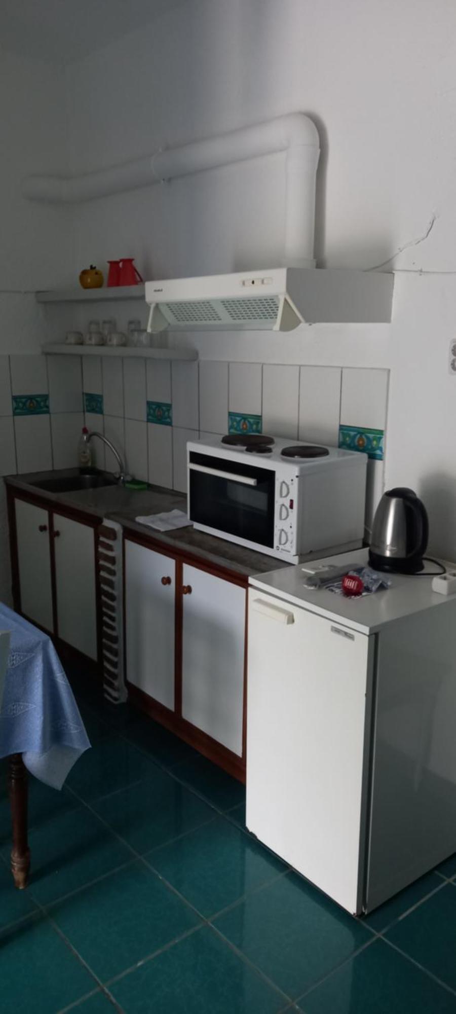 Aposperitis Rooms & Apartments Кіні Екстер'єр фото
