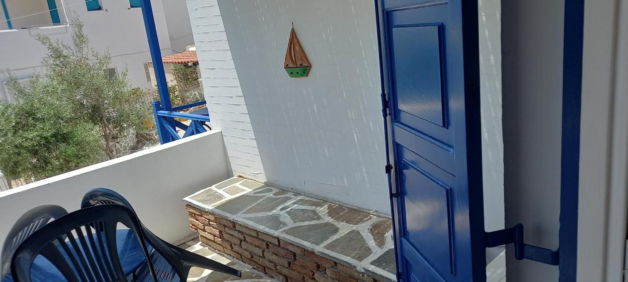 Aposperitis Rooms & Apartments Кіні Екстер'єр фото